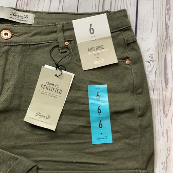 Denim & Co. Woman’s shorts - Picture 4 of 6